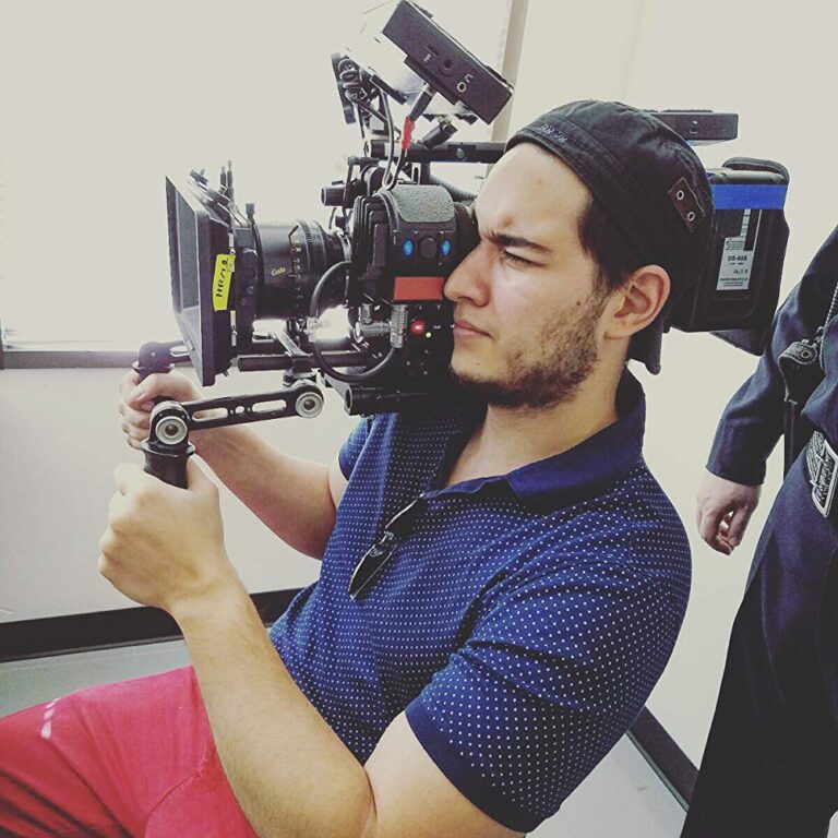 New York Film Academy (NYFA) BFA Filmmaking Alum Alex Kahuam Profiled in VoyageLA